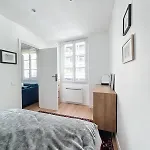 Le Cosy Sevres